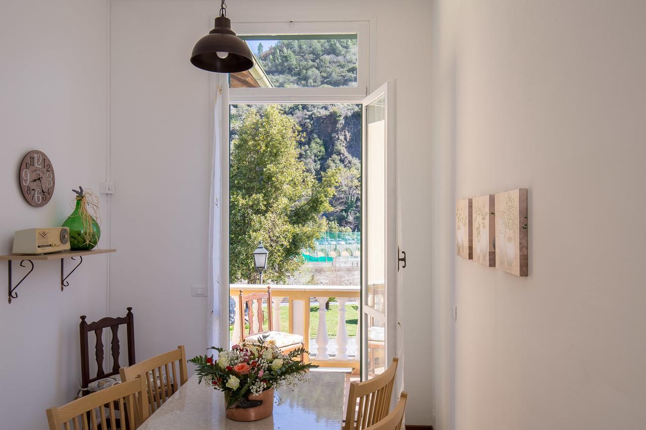 Villa Dussaiga - La Casa Di Meluccio à Dolceacqua Extérieur photo
